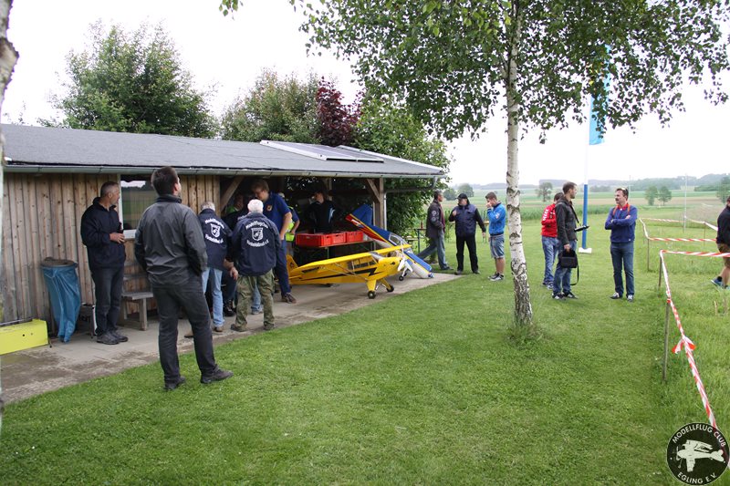 2015-05-30_17_Freundschaftsfliegen_GZ.JPG